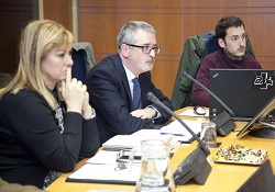 OVES/GEEB, GEZKI Institutua eta Deustu Eusko Legebiltzarrean izan dira euskal gizarte-ekonomiaren egoera eta behar normatiboak azpimarratzeko